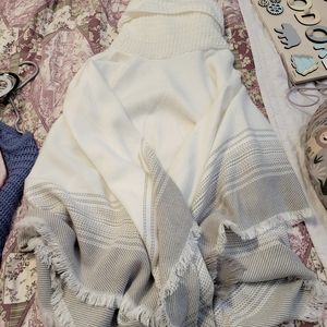 Grey and White Super Soft One Size Poncho